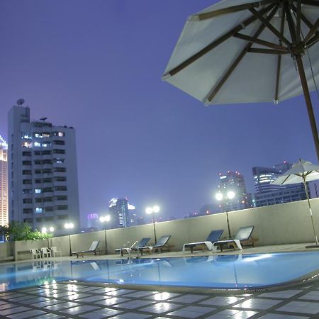 ホテル Omni Tower Sukhumvit Nana By Compass Hospitality バンコク都 エクステリア 写真
